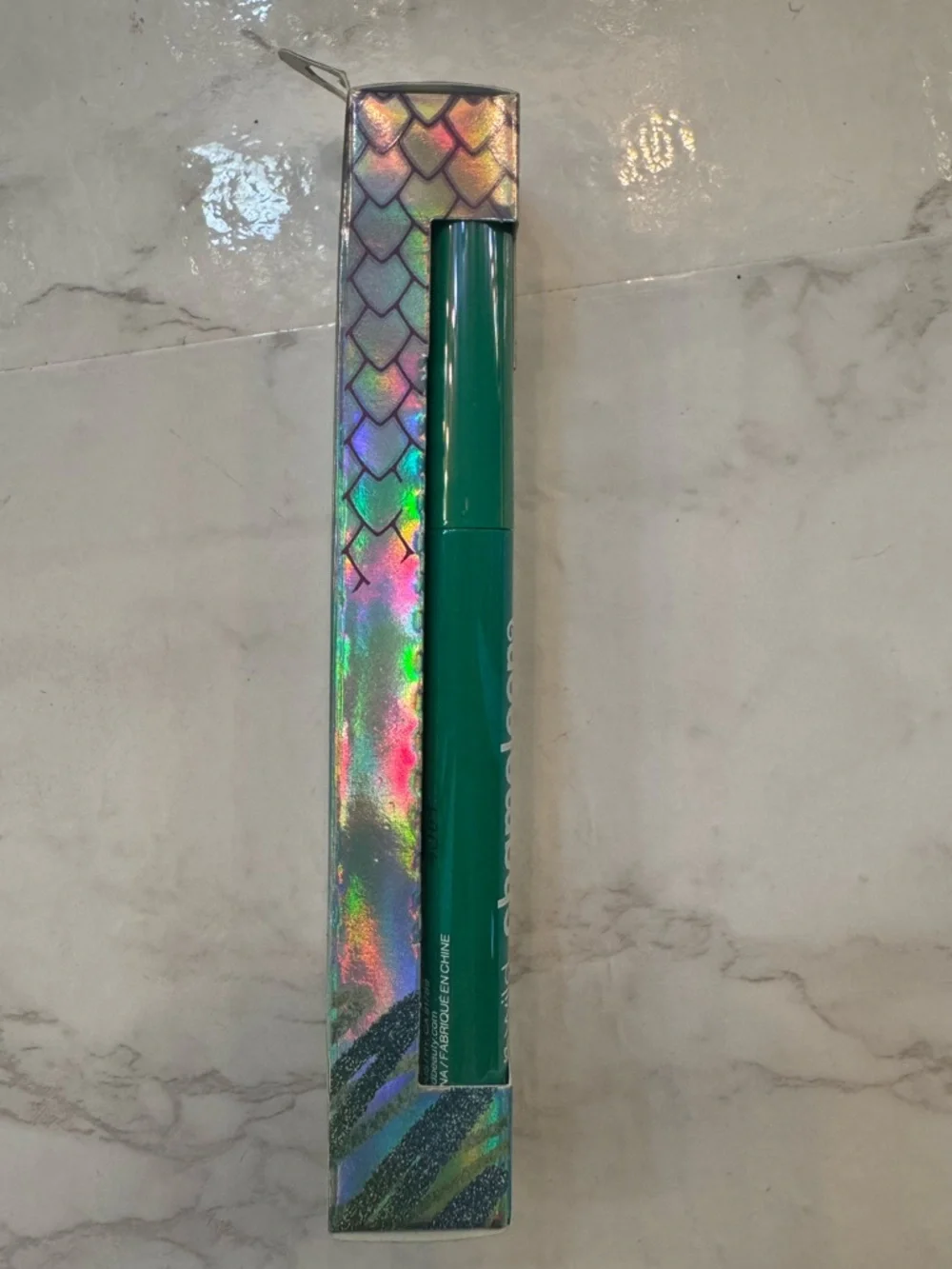 NEW wet n wild Chameleon Chrome Eyeliner Superstar Suit